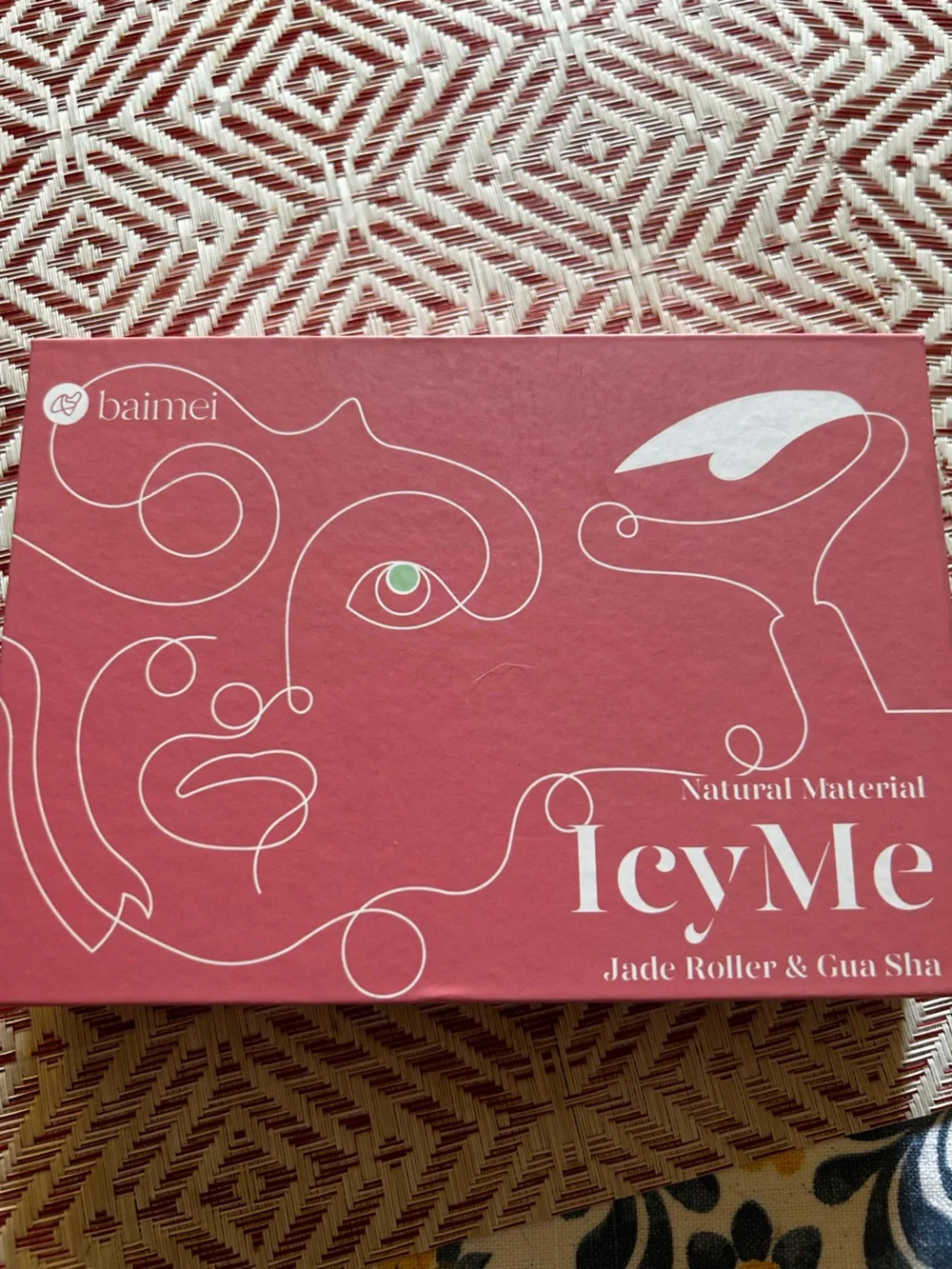BAIMEI IcyMe Jade Face Roller & Gua Sha Set, Smoothing, Reduce Puffiness
